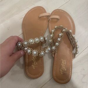 Pearl sandals